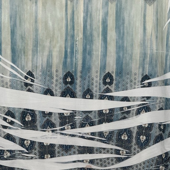 Bleeker & McDougal 1X Top Shirt Blue Paisley Short Sleeve Scoop Neck Ruched - Picture 2 of 7